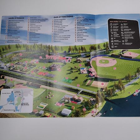 Domino Apartment Hluboka nad Vltavou Luaran gambar